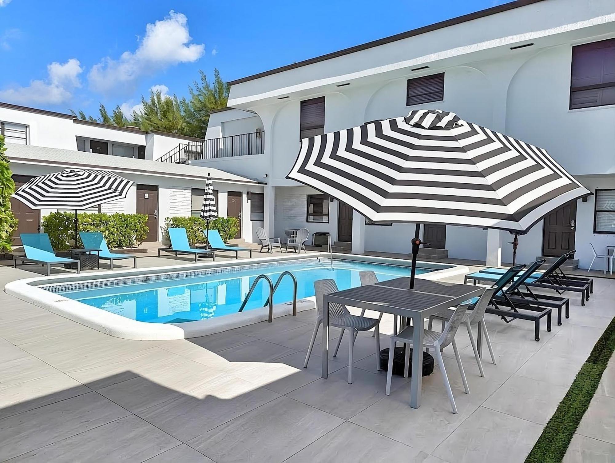 Pier Walk On Deerfield Beach Island Exterior photo