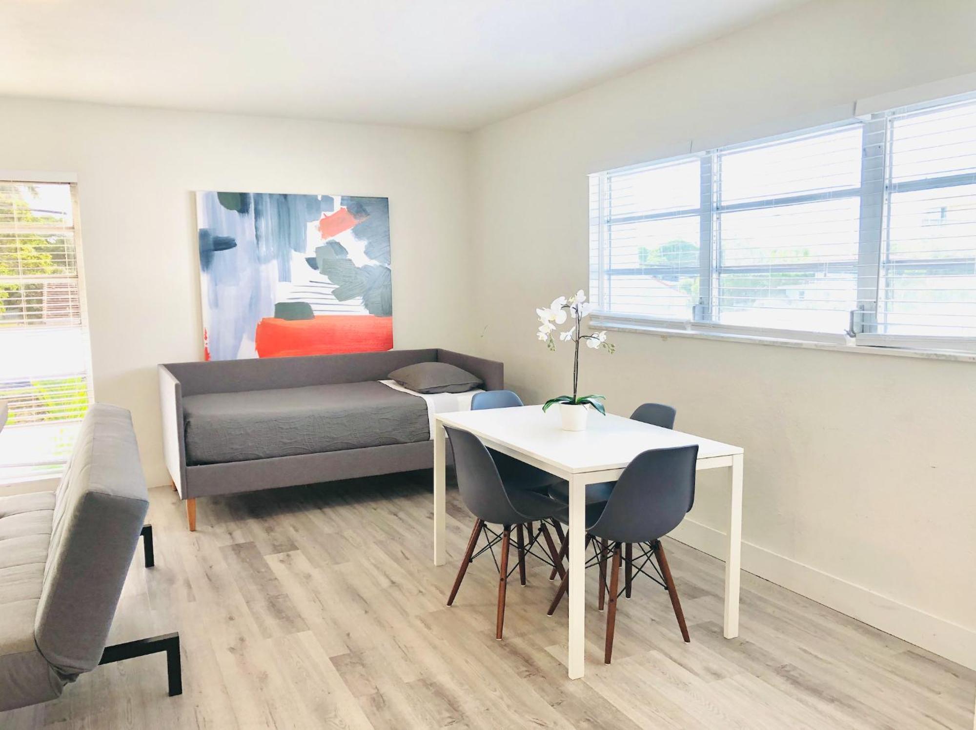 Pier Walk On Deerfield Beach Island Room photo