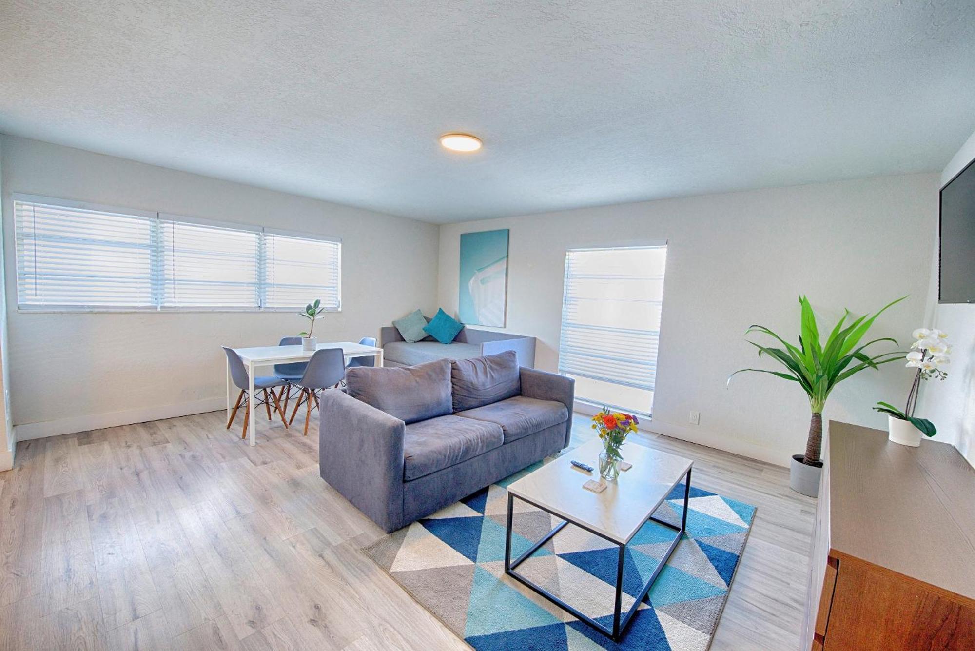 Pier Walk On Deerfield Beach Island Exterior photo